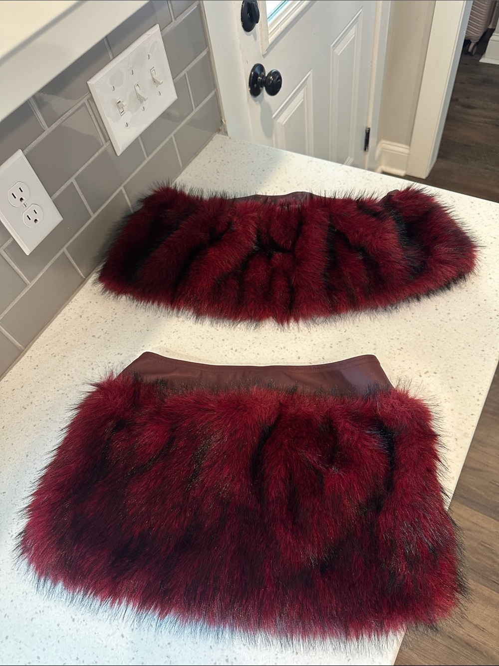 Burgundy Faux Fur Collar and Cuff Set